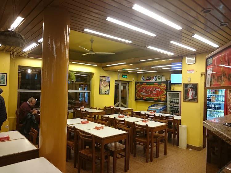 SUSENA INVERSIONES VENDE RESTAURANTE ROY PEGADO AL CASMU ! ESQUINA ABREU. TODO EQUIPADO Y CONMAQUINARIA Y SILLAS. FUNCIONANDO BUENA FACTURACIÓN!