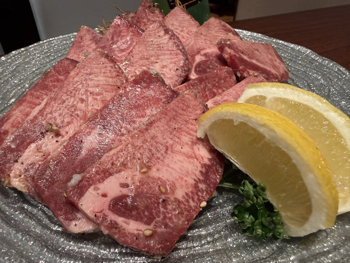 ‧⁺ ⊹˚.𖤐໒꒱ tweet media