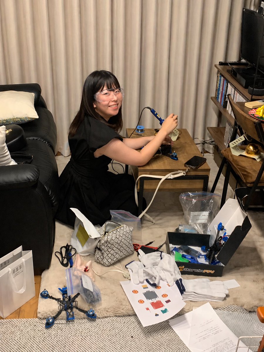 ドローンを飛ばすえりんぬ tweet media