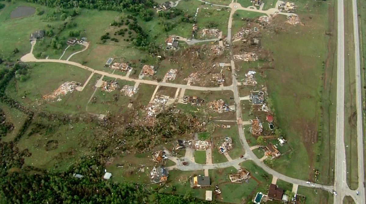 KOCO9 just flew over the tornado-destroyed subdivision near Enid Air Force Base.  

Many homes are severely damaged and a few are leveled and swept away.  

Some light scouring is also visible. Violent damage.