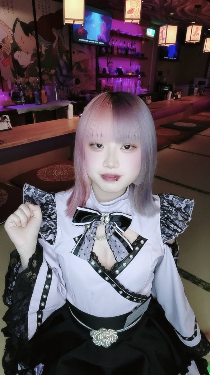 reijo_twn's tweet image. 🏮寝る前に、本日浮遊の幽霊ちゃんは⛩
👻もち
💜ゆめり（@rjtwn_yumeri ）
👻ゆあ
💜おかや
👻ややこ（@rjtwn_yayako ）
💜ゆり
👻ナズナ

#台灣 #台北 #酒吧 #コンカフェ #コンセプトカフェ #コンカフェ嬢