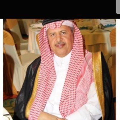 alikarni's tweet photo. @grneat  شرفت بتلقي دعوة كريمة من سعادة الدكتور عبدالرحمن بن حسن آل الشيخ لحضور زواج كريمته من سمو الأمير فيصل آل عياف، في أمسية جميلة توجت بحضور لافت من أصحاب السمو والمعالي والوجهاء والأعيان.
الدكتور عبدالرحمن نعم الأخ والصديق عرفته منذ زمن بعيد وهو حفيد الشيخ الوقور عبدالله بن حسن آل الشيخ رحمه الله الذي انتدبه المغفور له  الملك عبدالعزيز ليتولى القضاء في بيشة ، وكانت بيشة آنذاك  محل اهتمام كبير من لدن المؤسس العظيم.
دامت أفراحكم أبا حسن.