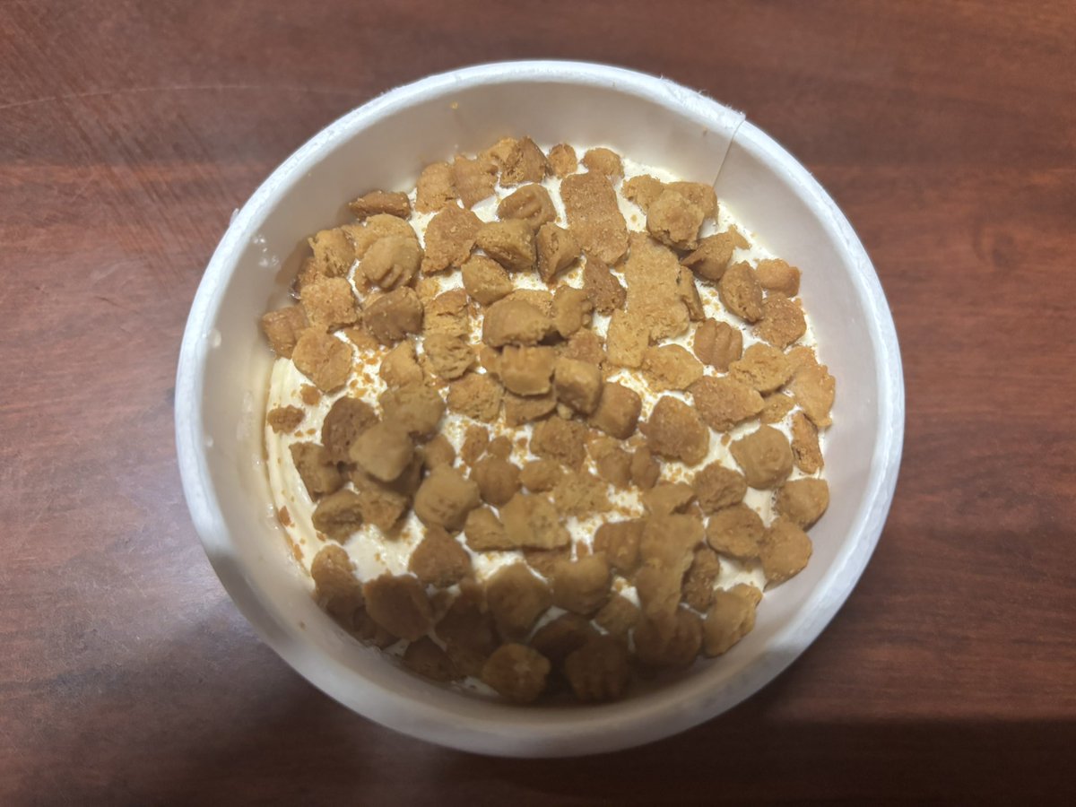 untitle_jun's tweet image. 今夜のおやつ😁
#MOW
#黒糖クッキーきなこ