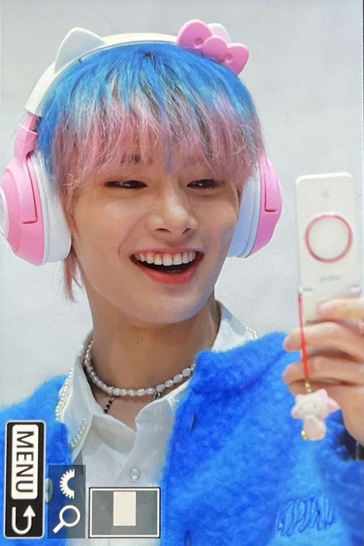 m10m30w's tweet image. ੈ✩‧₊˚

got that cotton candy unicorn swag 🍬🦄

#StaySelcaDay #SSD #IN #아이엔 #StrayKids #스트레이키즈