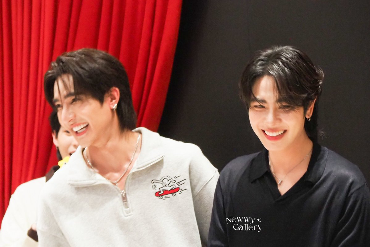 newwy_Gallery's tweet image. 🫣
#EarthPirapat
#Mixxiw
#EarthMix
#OnlyFriendsDreamOnEP9