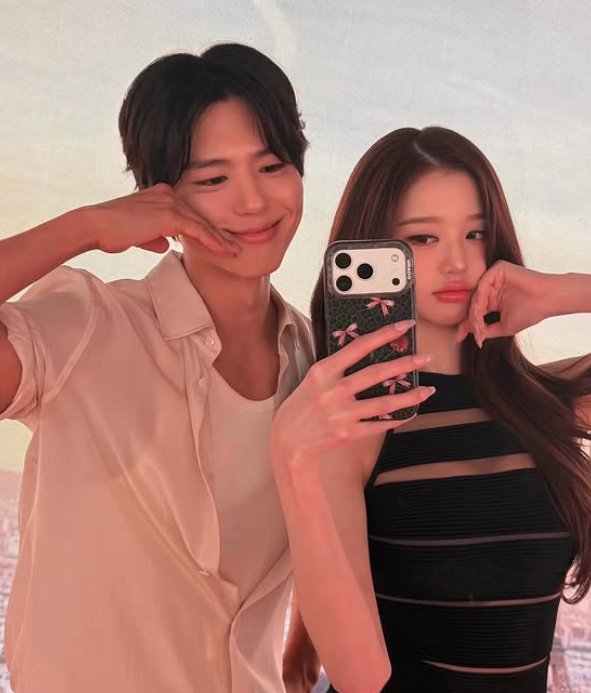 About Music tweet media