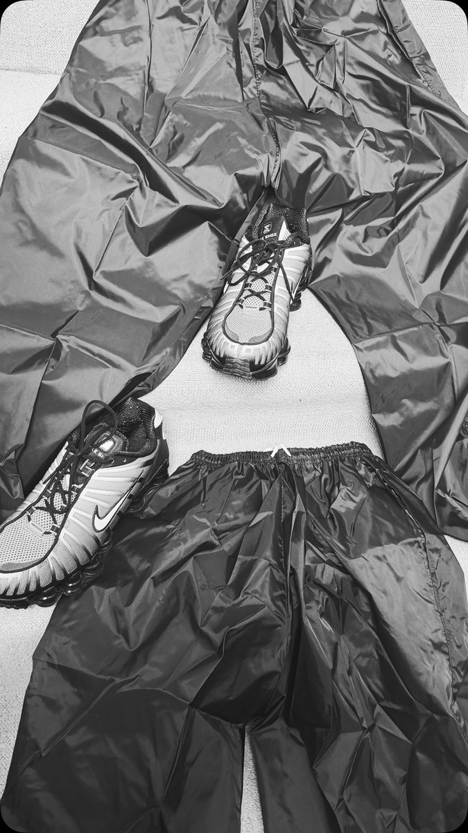 BrocLad_official tweet media