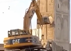 i_Drohi's tweet image. Congratulations, #Caterpillar and its stellar group of executives.

$CAT stock +45%. It pays to destroy.