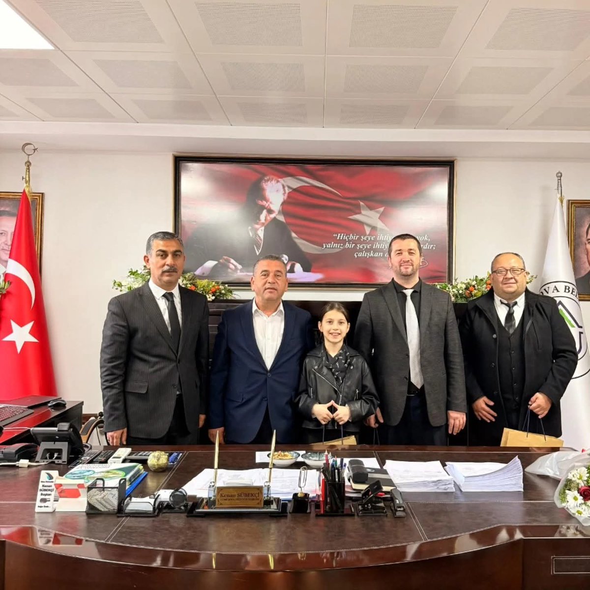 23 Nisan Ulusal Egemenlik ve Çocuk Bayramı kapsamında ilçemiz Fatih İlkokulu öğrencimiz Edanur ÖZEL Kaymakamlık Makamını, 75. Yıl İlkokulu öğrencimiz Melis Tuğçe TEKiN Belediye Başkanlığı Makamını temsili olarak devralmıştır.

<a href="/tcmeb/">Millî Eğitim Bakanlığı</a>
<a href="/duzce_mem/">Düzce İl Milli Eğitim Müdürlüğü</a>
<a href="/gulsenozer9/">Gülşen ÖZER</a>
<a href="/YunusYI045481/">Yunus YILDIZ</a>