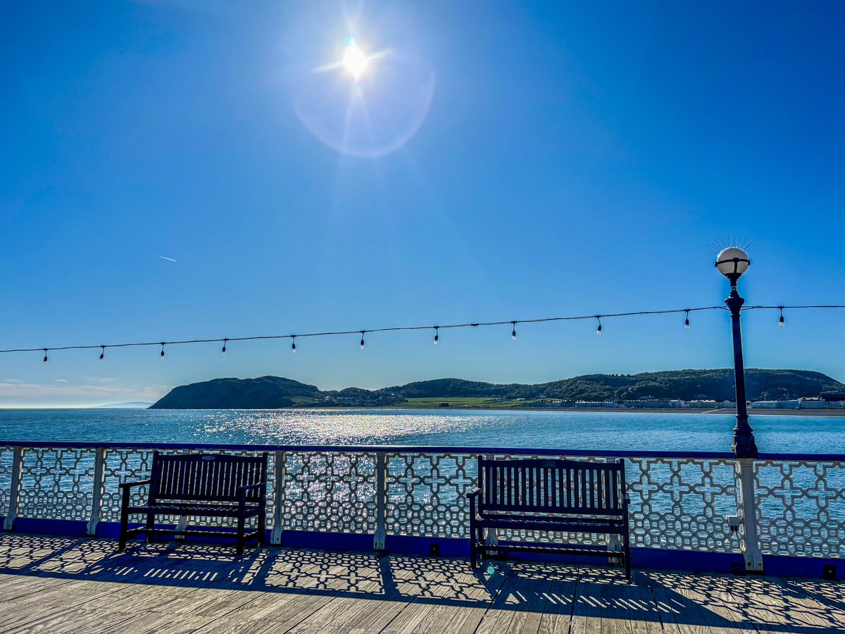 Living in Llandudno tweet media