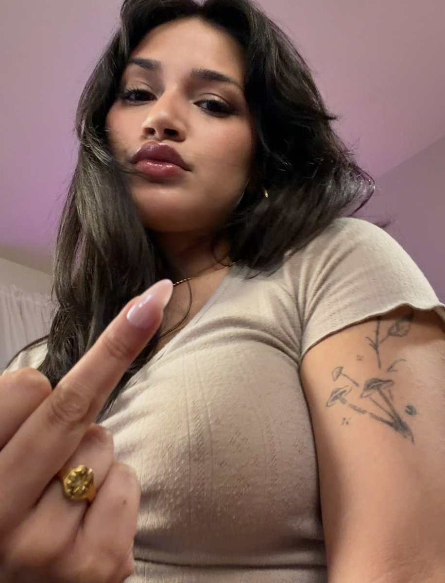 Jade tweet media