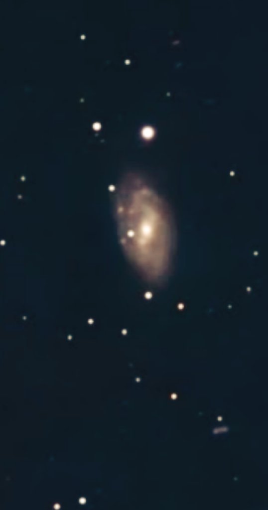opaditer's tweet photo. M109 al lado de Phecda en la Osa Mayor parece poca cosa pero es que está a 83,5 millones de AL 😱 #Astrofotografia #Galaxias https://t.co/VzpfKXNGVO