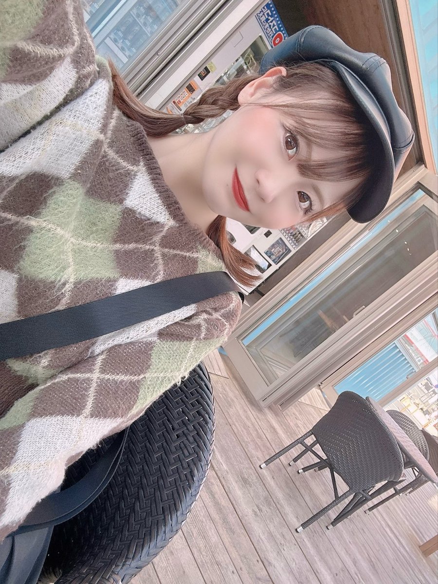 望月咲🐤DMMぱちタウン tweet media