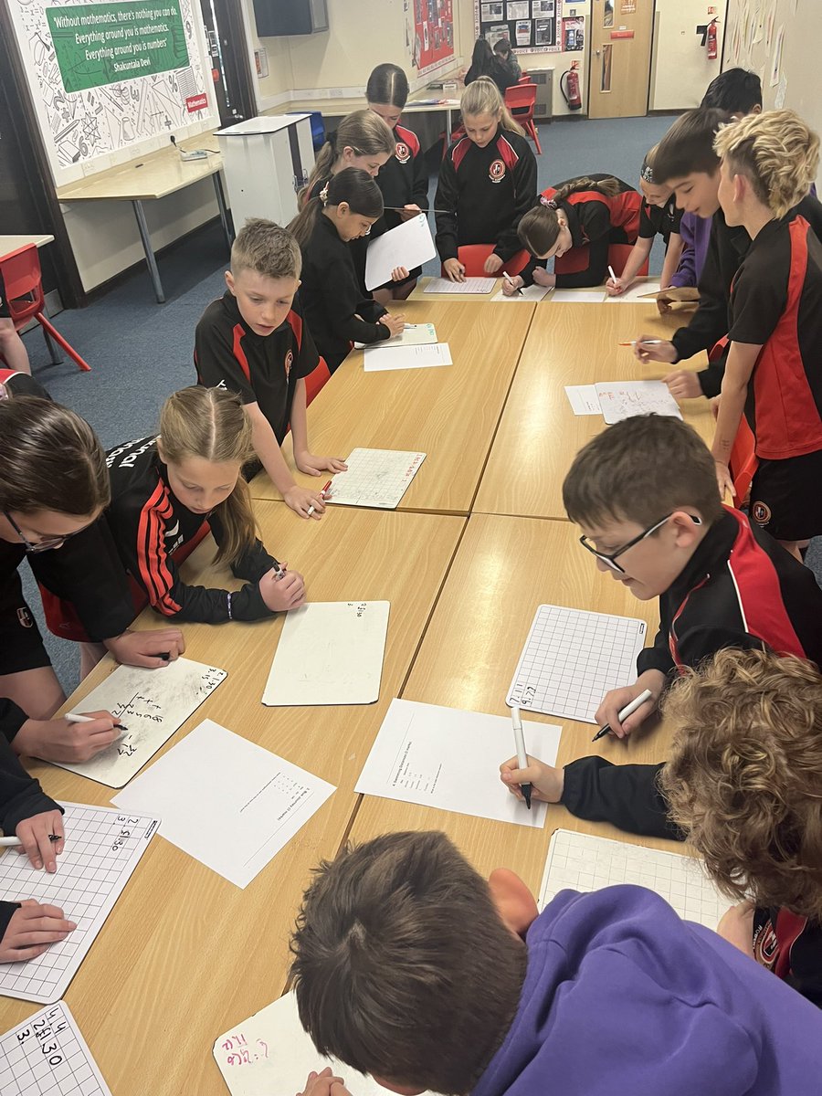 iantomp's tweet photo. Working together to practice reading tables to solve SATS style maths questions with my Year 6 maths class #voice @robertbms https://t.co/Zf3Pt1llRe