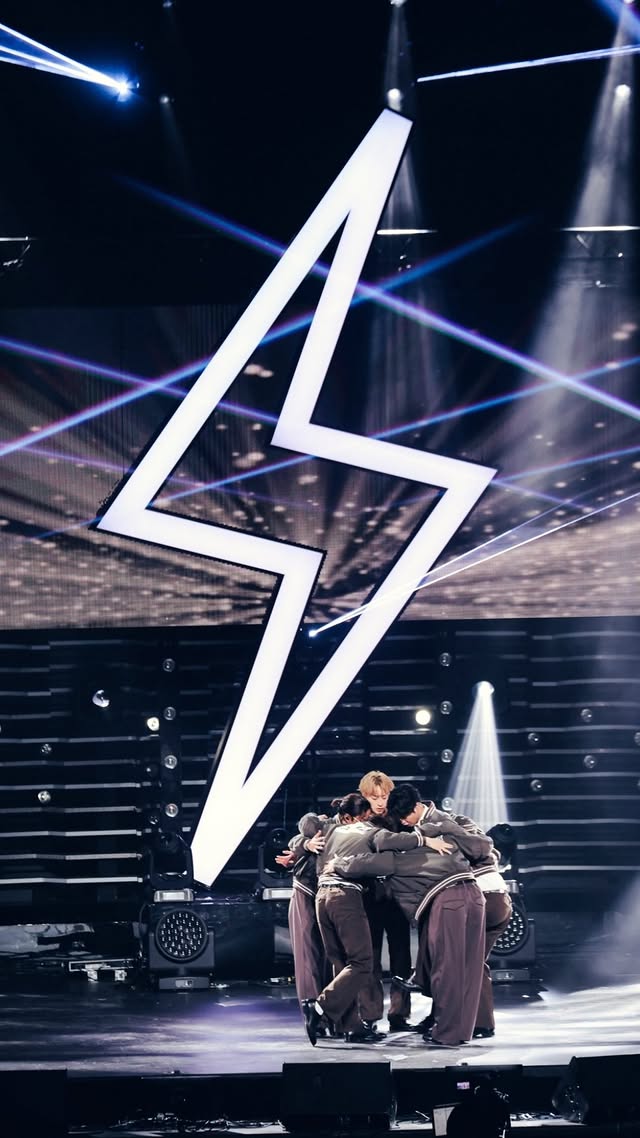 GENERATIONS' way to the World tweet media