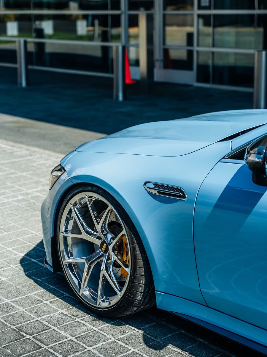 metroTM33's tweet image. #Mercedes GT63S blue cielo