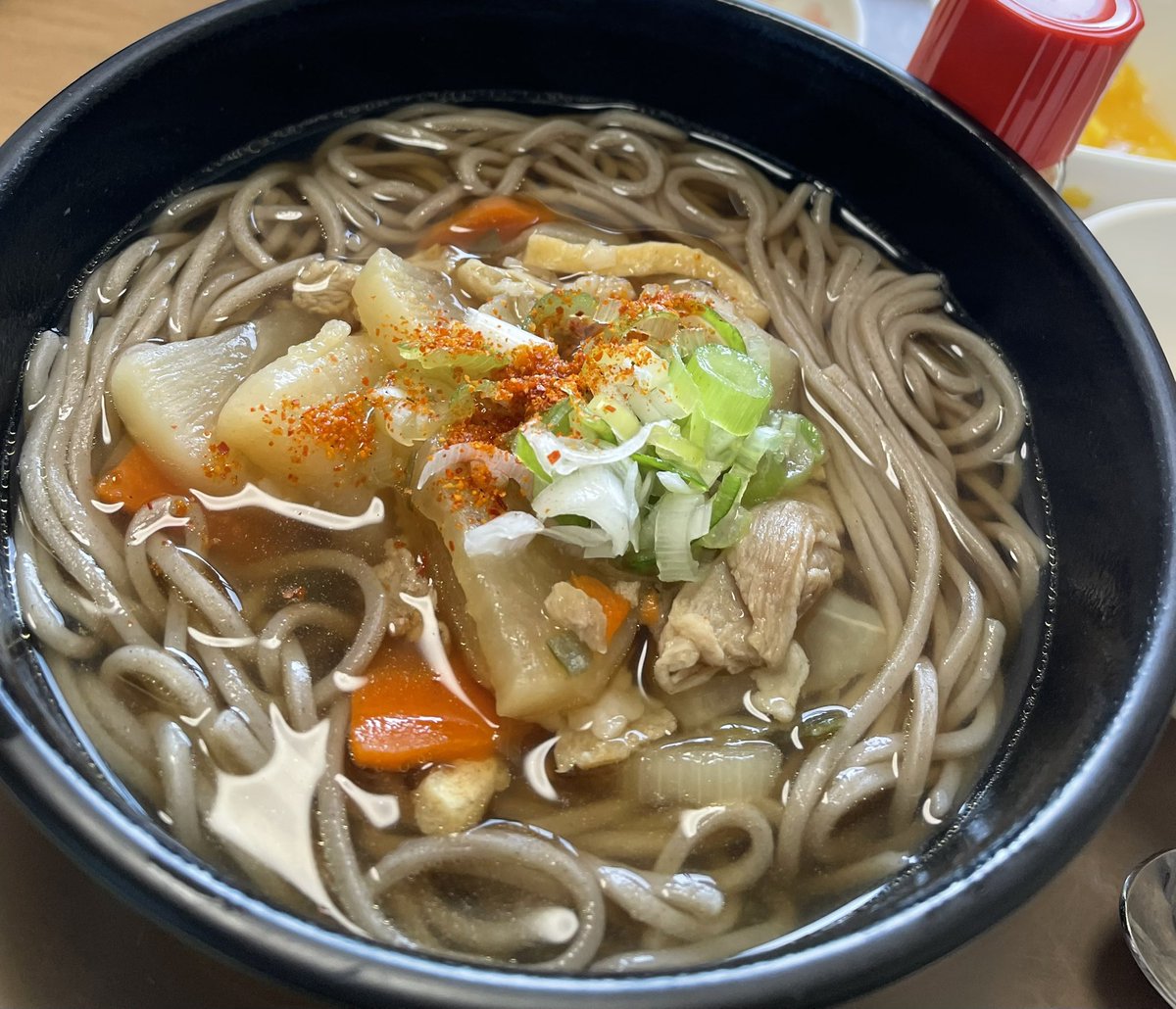 ハナビラ tweet media