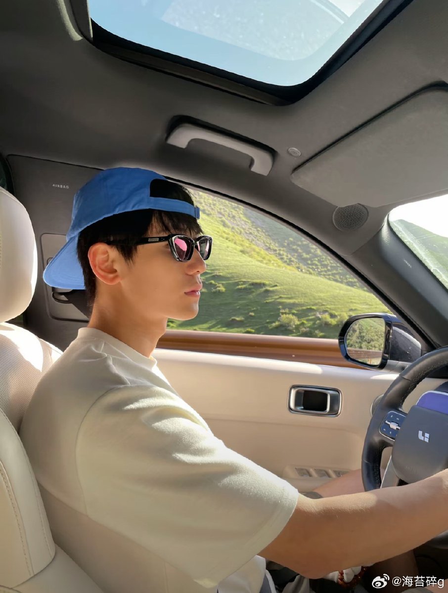 chanarat tweet media