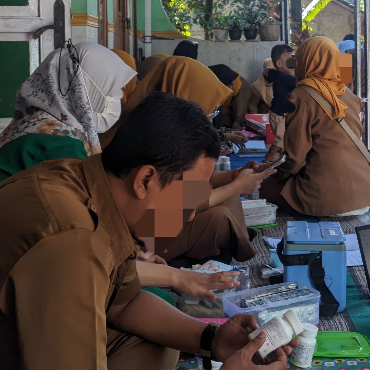 Joy | help rt pinned twt tweet media