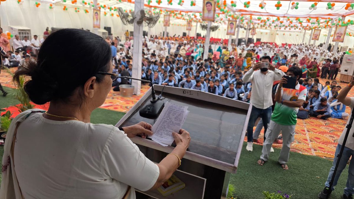 krishnagahlawat's tweet photo. अनुभव गहलावत मेमोरियल ट्रस्ट द्वारा आयोजित स्पोर्ट्स कॉम्प्लेक्स एवं कम्युनिटी सेंटर के उद्घाटन तथा गहलावत खाप के स्वागत कार्यक्रम में सहभागिता का अवसर प्राप्त हुआ।
#Inauguration #SportsComplex #CommunityCenter #GahlawatKhap #JanSeva #Rai #Haryana https://t.co/UlgmZvV7qd