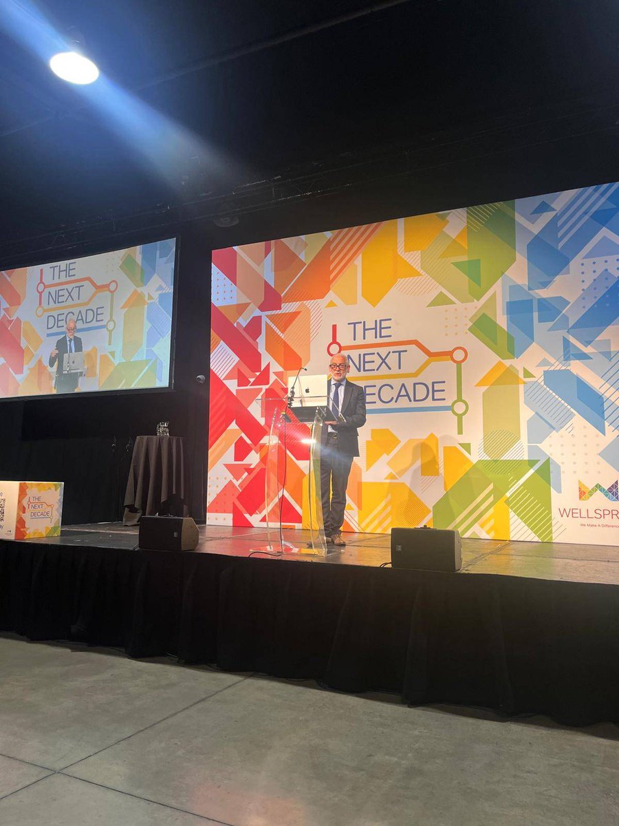 TheNextDecadeUK's tweet photo. Wellspring CEO Mark Wilson opens the second #TheNextDecade Conference this morning! 🎤 He’s asking professionals to consider a philosophy for education defined by curiosity,  compassion and people 💡🙌 #TheNextDecade #CourageousLeadership https://t.co/WuMZdUIwSf