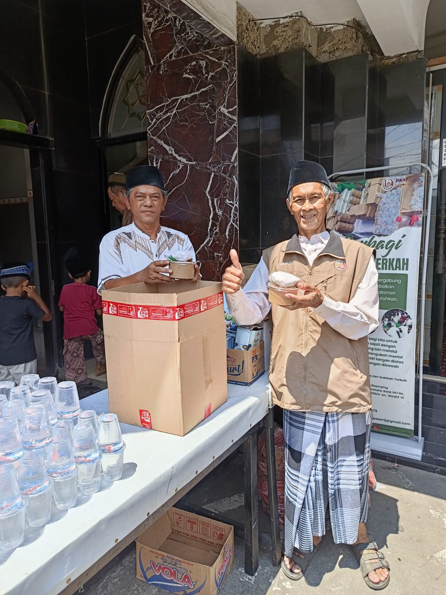 mut🐰open catering, jumat berkah & BTS fanmerch📌 tweet media