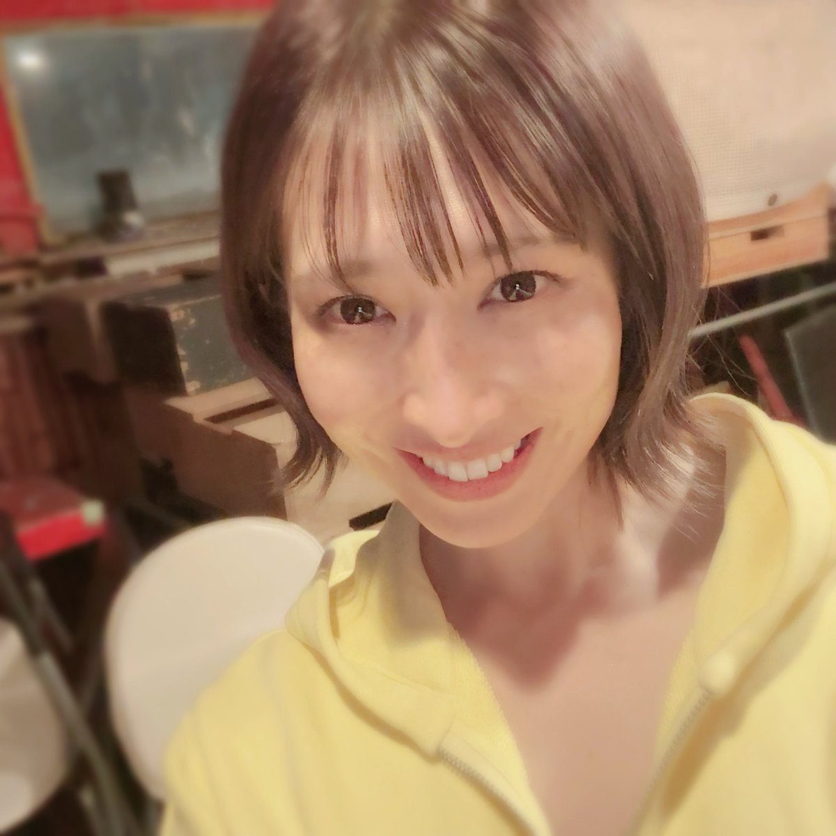 名塚佳織 tweet media