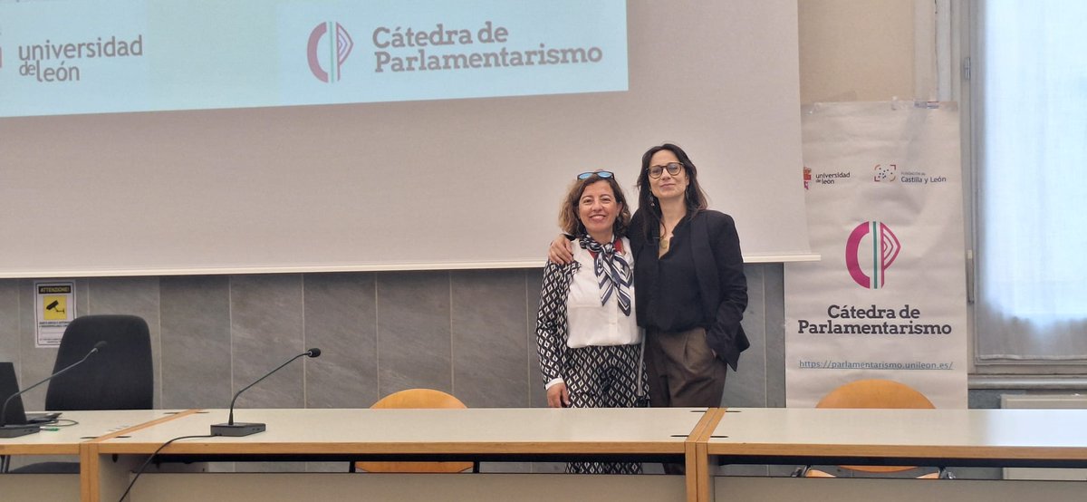 unileon's tweet image. 📍 León como Cuna del Parlamentarismo llega a Nápoles 🏛️📚

En la Università degli Studi di Napoli Federico II se celebró el seminario “León as the cradle of Parliamentarism”, dentro de las actividades de la Cátedra de Parlamentarismo. 

#León #Parlamentarismo #Historia