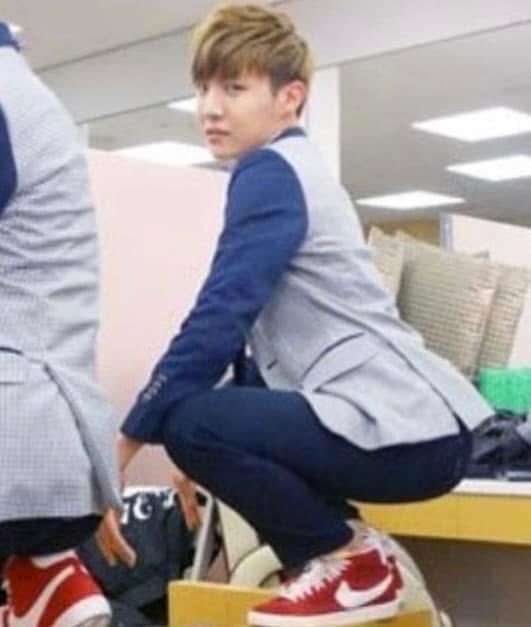 sunni ✦ tweet media