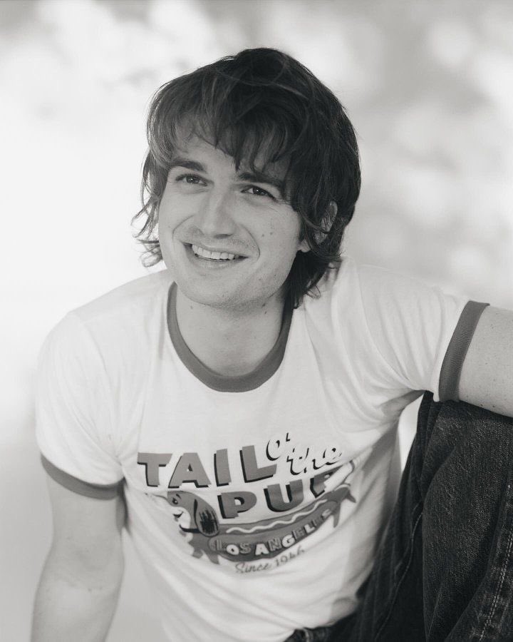 Djo Crave tweet media