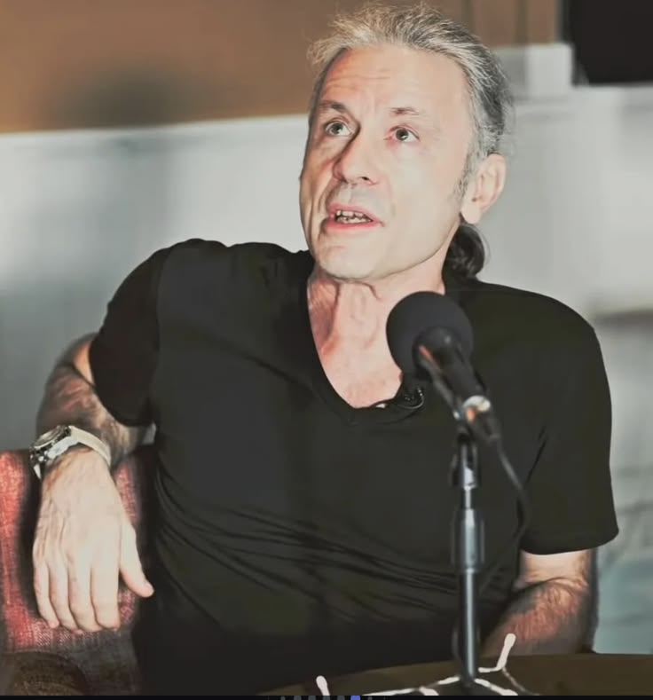 Bruce Dickinson tweet media
