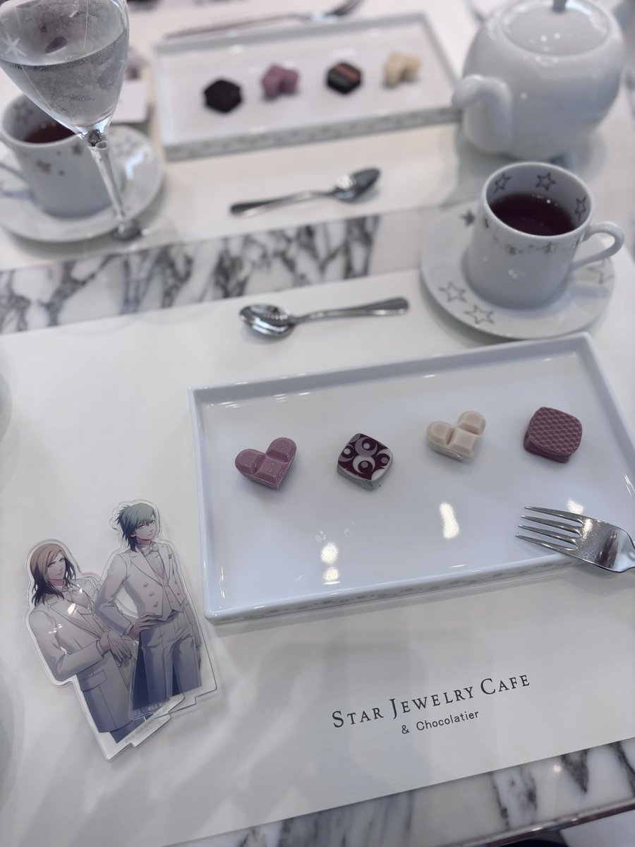 ⪩⪨꙳⋆ tweet media