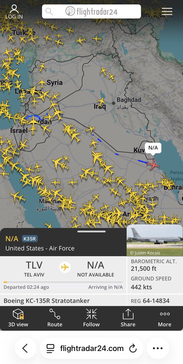 Shares Chat tweet media