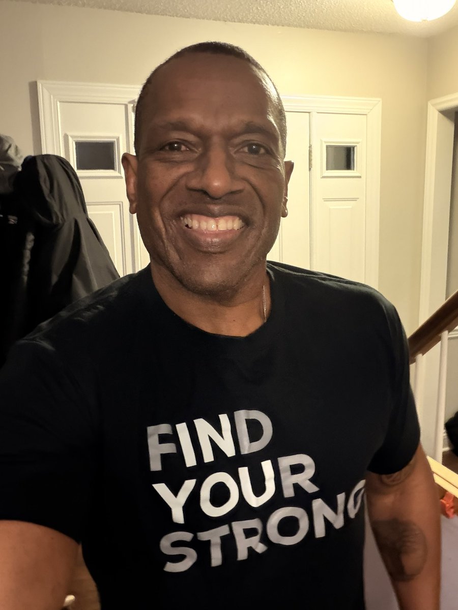1of2vics's tweet image. Mental wellness is personal. One size does not fit all. Find what keeps you grounded and gives you a sense of well-being. For some, this may include medication. For others, it may mean spiritual connection, connecting with nature, or talk therapy. Just do you. #StopSuicide