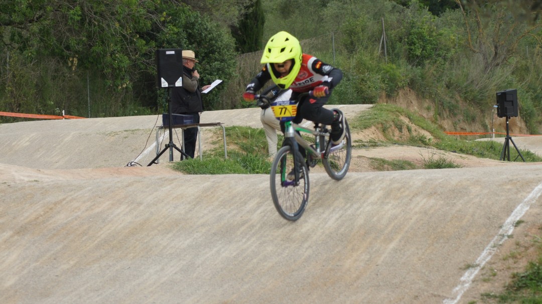 InfoRipollet's tweet image. Luca Mullor va aconseguir accedir a semifinals després d'unes molt bones fases prèvies, però una mala sortida no el va deixar accedir a la gran final de la categoria U9.