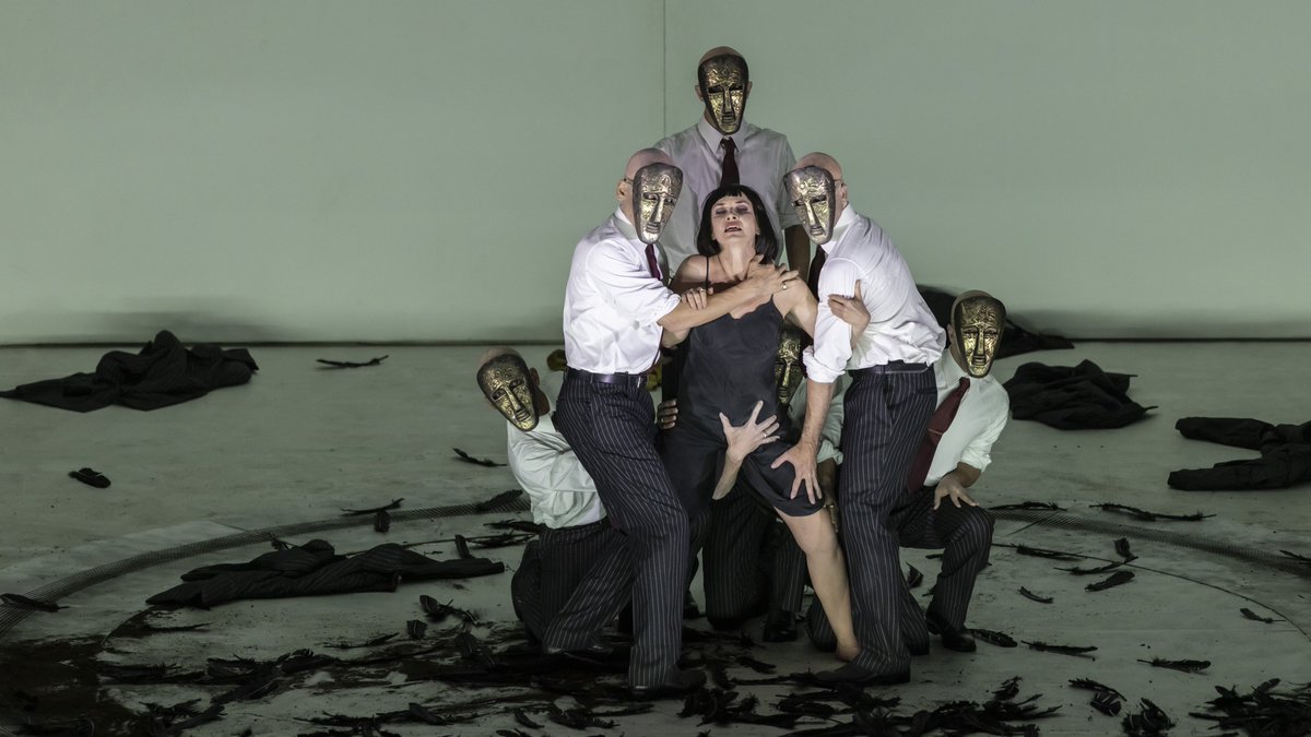 LesArtsValencia's tweet image. 🙌 Hem estrenat #Salome!

La magnífica òpera de Strauss va començar ahir el seu camí a #LesArts amb la primera de les 5 funcions que pots disfrutar fins al 9 de maig. lesarts.com/es/programacio… 

📸 Arts Fotografía

#LesArtsÉsÒpera #Ópera #Valencia #Strauss