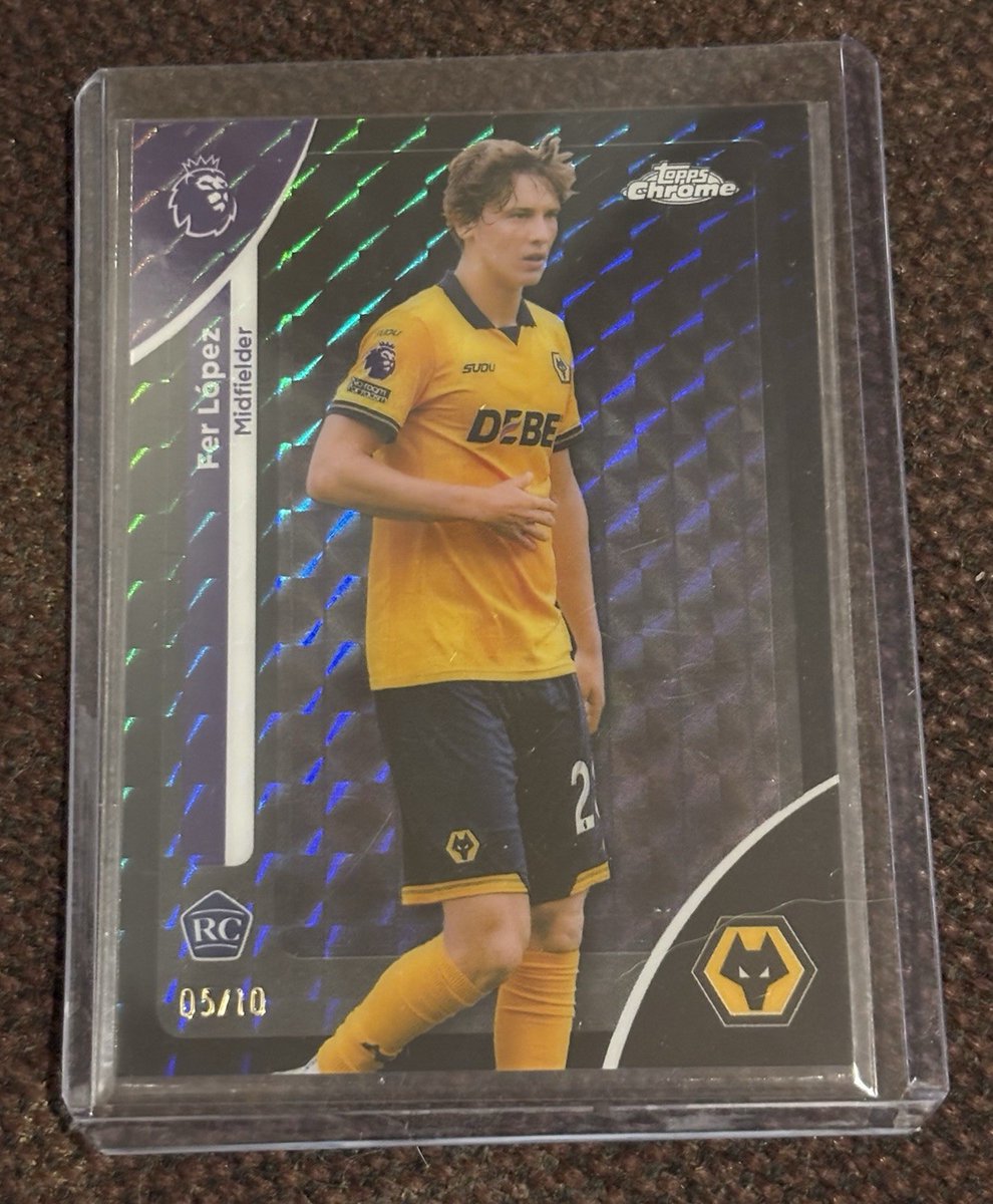 memorabiliaWWFC's tweet photo. Fer Lopez ROOKIE Wolves Topps Chrome Premier League 2026 05/10

£31.89 currently

1 bid

Ends Mon 27th Apr @ 4:42pm

https://t.co/7WgXiXyWsk

#ad #wolves #wwfc https://t.co/AgCGOIzU7M