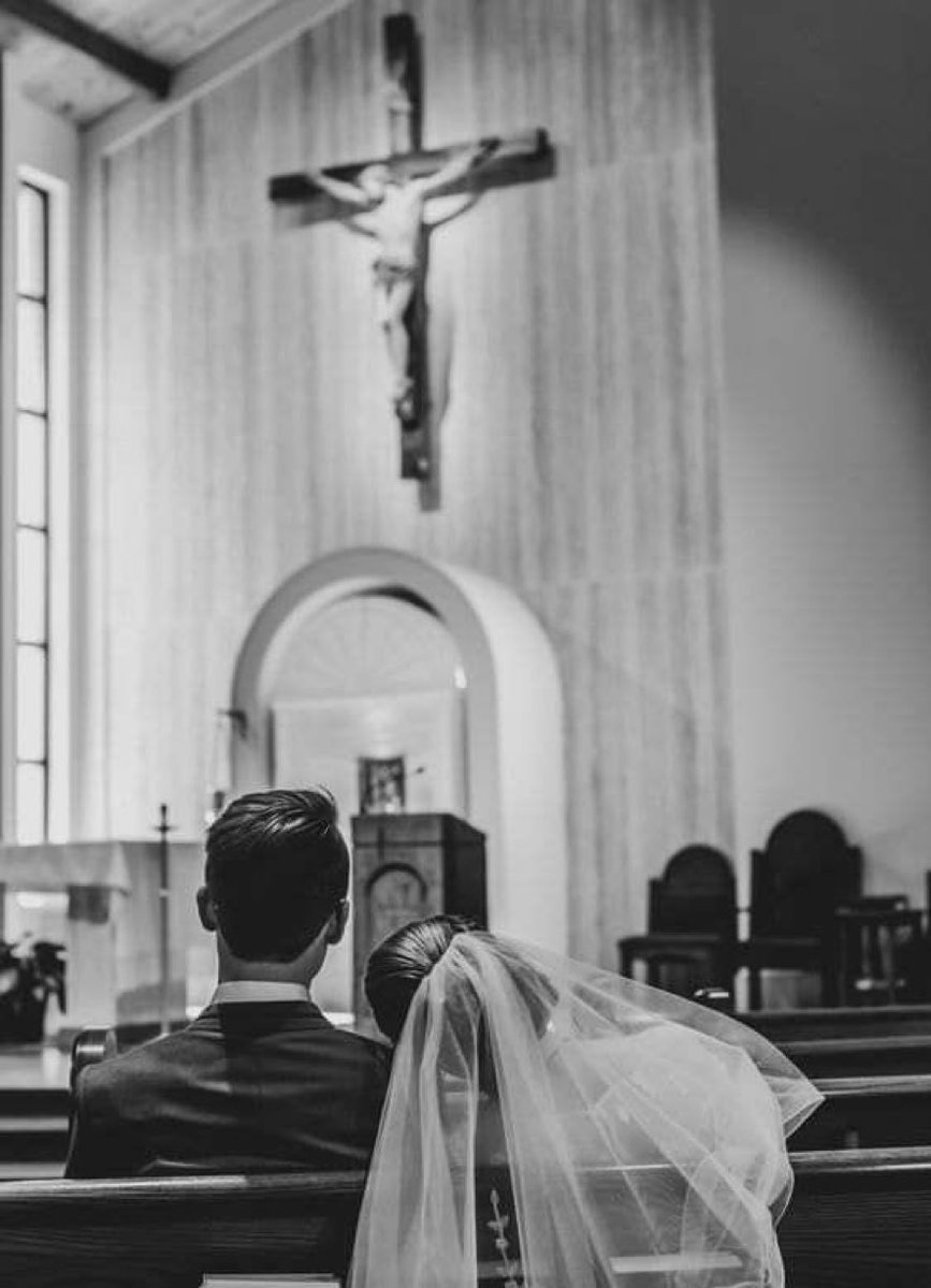 “Saber que Dios lo sabe todo de mí y todavía me ama es, en verdad, mi mayor consuelo.”

R. C. Sproul