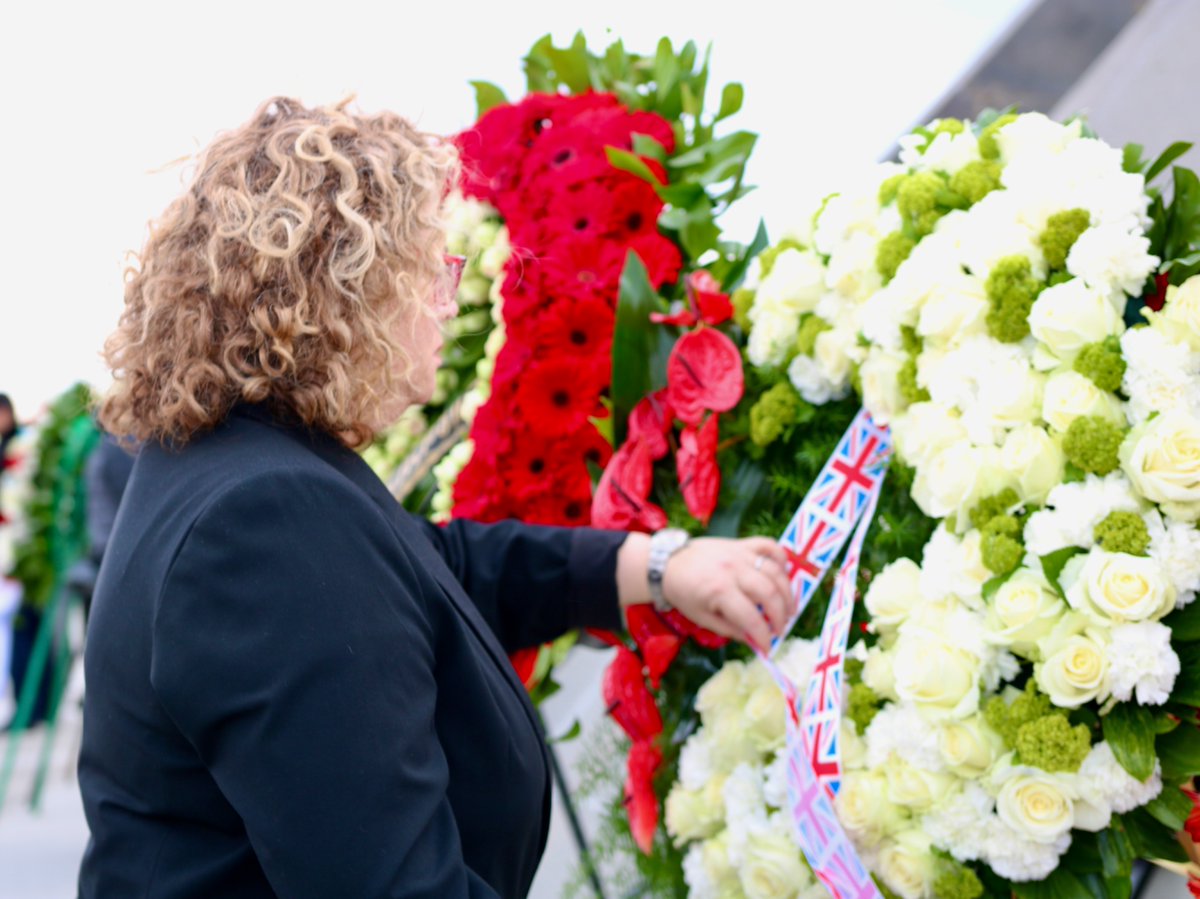 Alexandra Cole tweet media