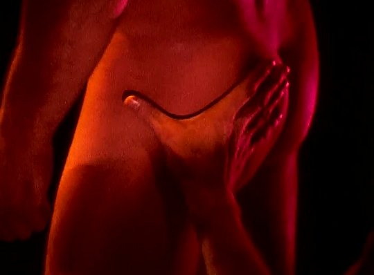 eduardoirib's tweet photo. Bijou (1972)
Direção: Wakefield Poole
https://t.co/UWmc8r7W6w https://t.co/aFLhCMi2gl