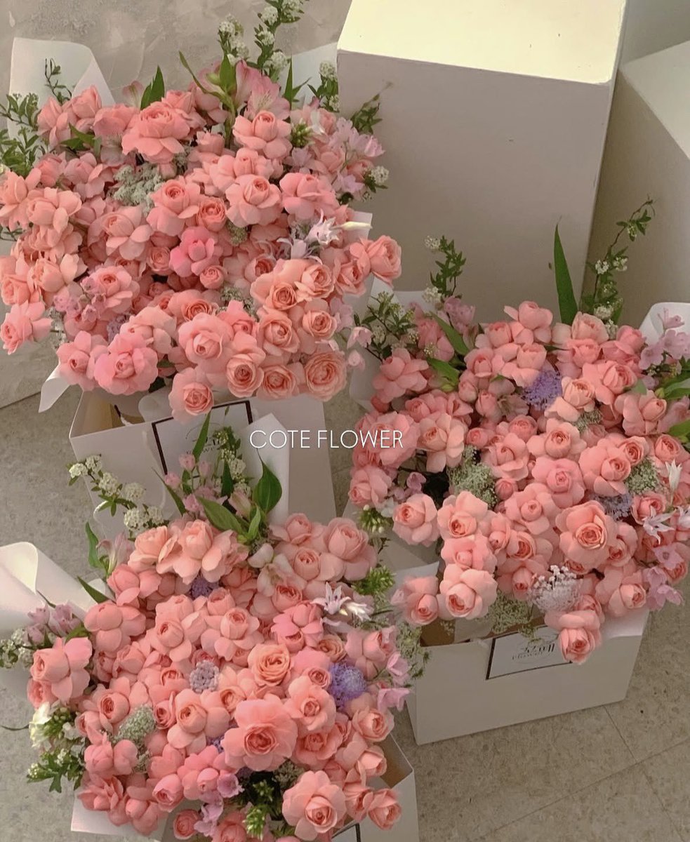 𝑖𝑛𝑔 tweet media