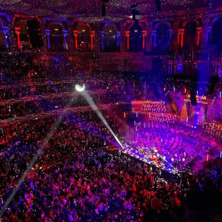 LISA’s ‘VIVA LA LISA’ Las Vegas shows sold out all tickets in just 9 minutes.