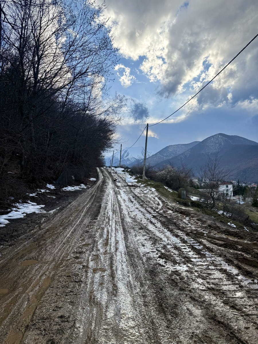 زامناسور آبجی زامغول tweet media