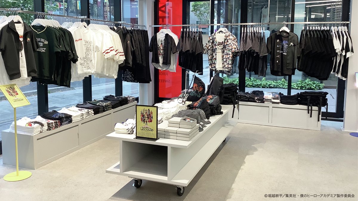／
　#僕のヒーローアカデミア コラボレーション
　大好評販売中！
＼
グラニフ一部店舗では「ヒロアカ」デザインのウィンドウで皆さまをお待ちしております。
ぜひチェックしてみてください🎶

👇全ラインナップはこちら
graniph.com/collection/col…
#ヒロアカ　#heroaca_a