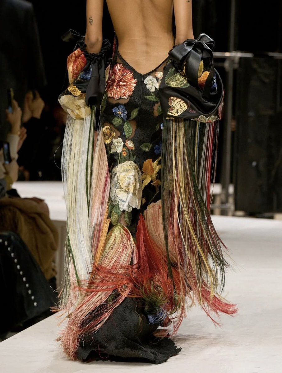 Virgin Reports tweet media