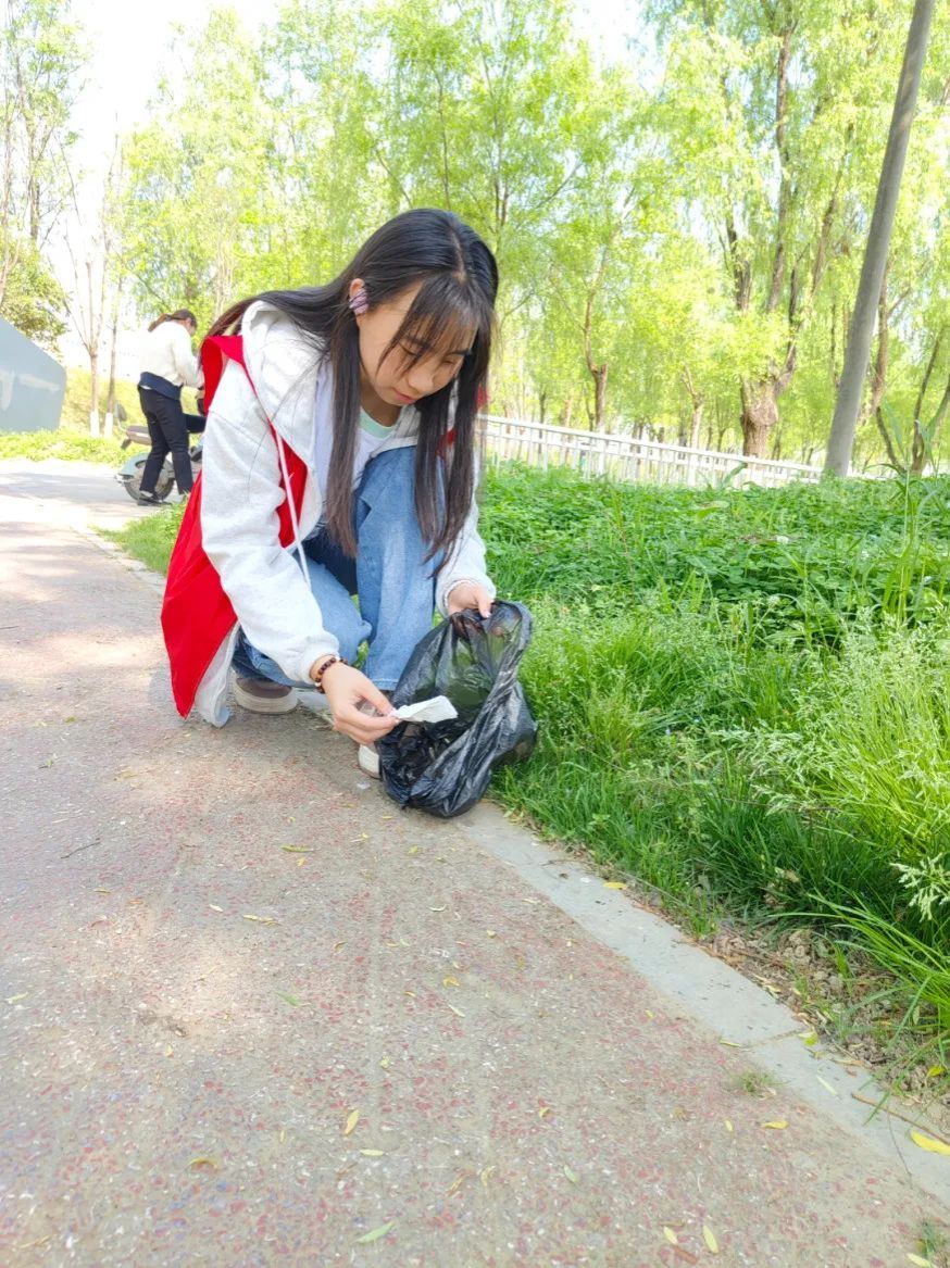 clea carindi tweet media