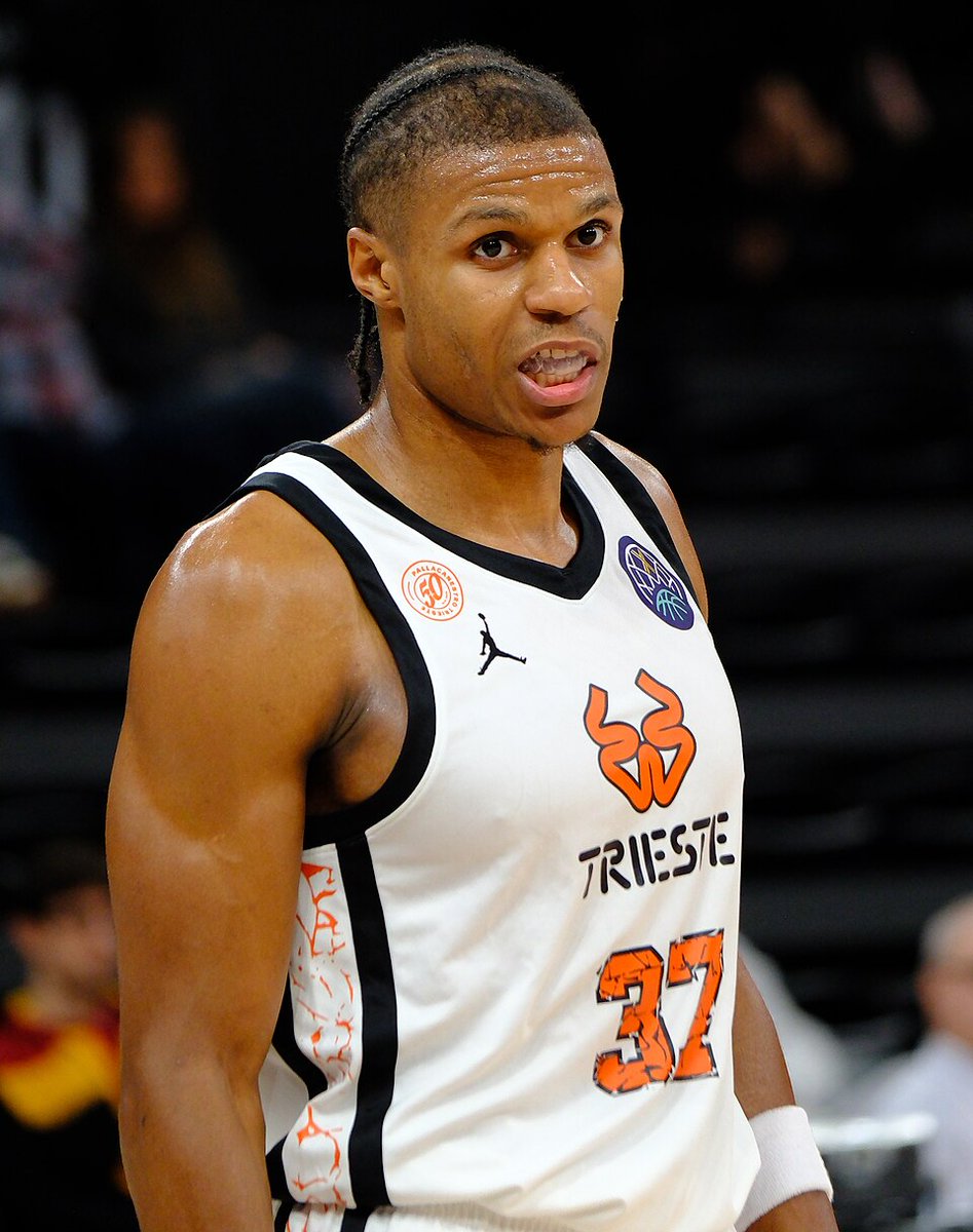 Square Ballers tweet media