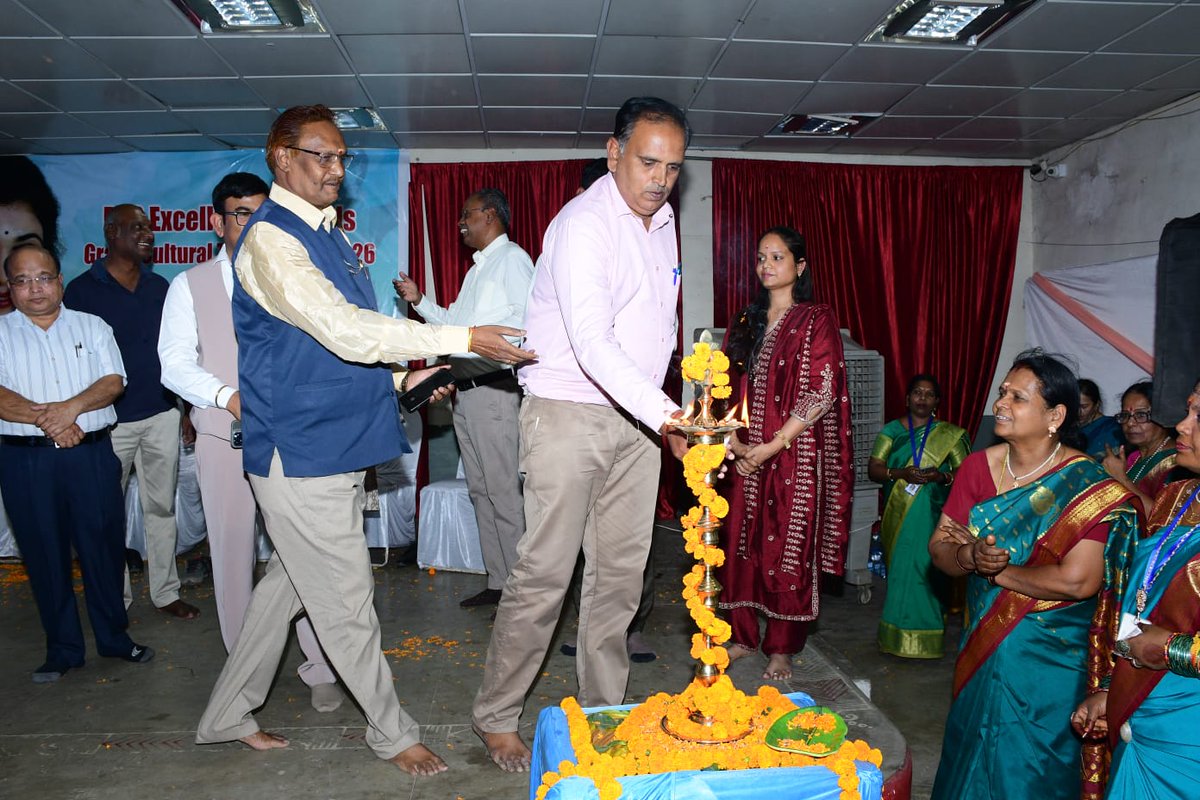 BPLTamilSanagam's tweet image. Highlights From 
Bhopal Tamil Sangam 1st BTS Excellence Award function 2026 Successfully Organised on 19th April 2026 at Babu lal Gour PG College BHEL Bhopal.
bhopaltamilsangam.com
#BTS #Excellence #Awards #2026 #Tamil @DrMohanYadav51  @narendramodi