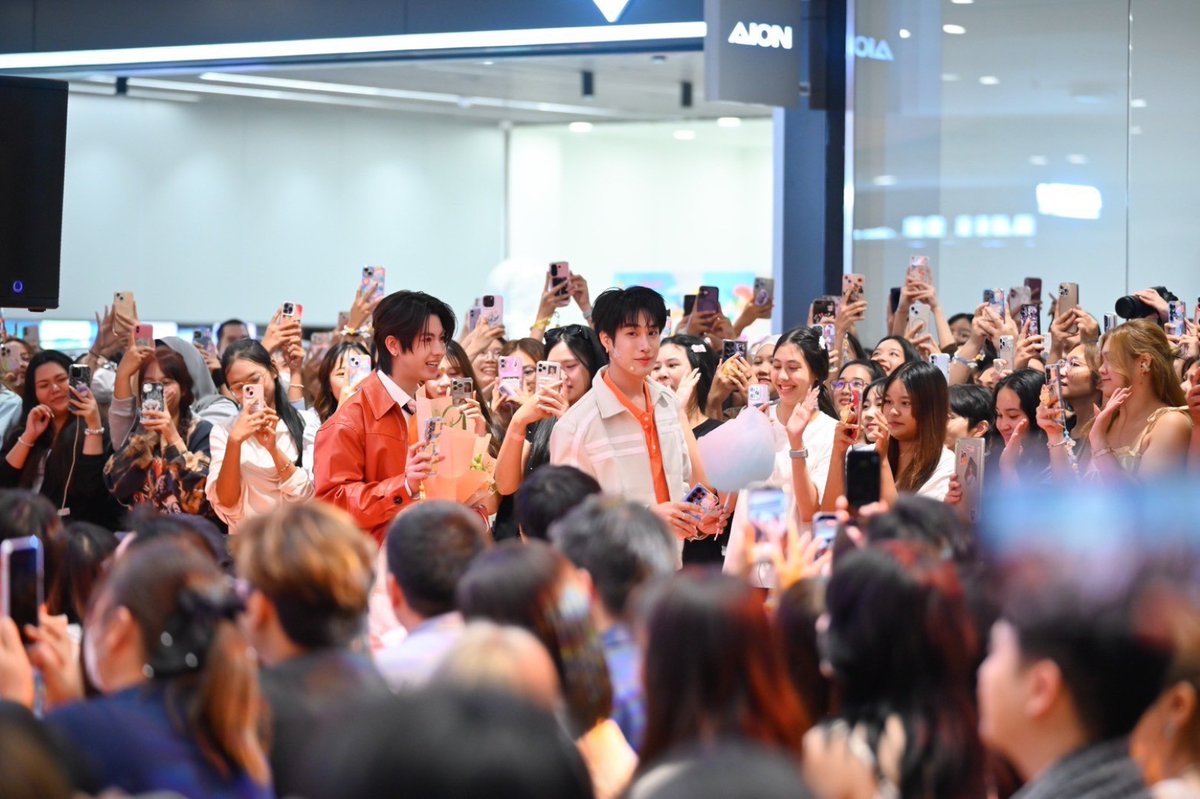 otpc_story's tweet photo. SHEEP ดึง "เติ้ล-เฟิร์สวัน" เป็น Collection Presenter "เจนเย่-พั้นรักแมว-ไดม่อน" เสิร์ฟความหวาน พบกับคาแรกเตอร์สุดน่ารักจาก Sanrio ผ่านคอนเซ็ปต์ #SHEEP_Sweetreat
#TLE_mtm #FirstOne
#PunchPuntita #janeeyeh #DiamondMQT
อ่านข่าวเพิ่มเติมได้ที่ https://t.co/cnX9VmahjG https://t.co/2PnbiEo5Jd