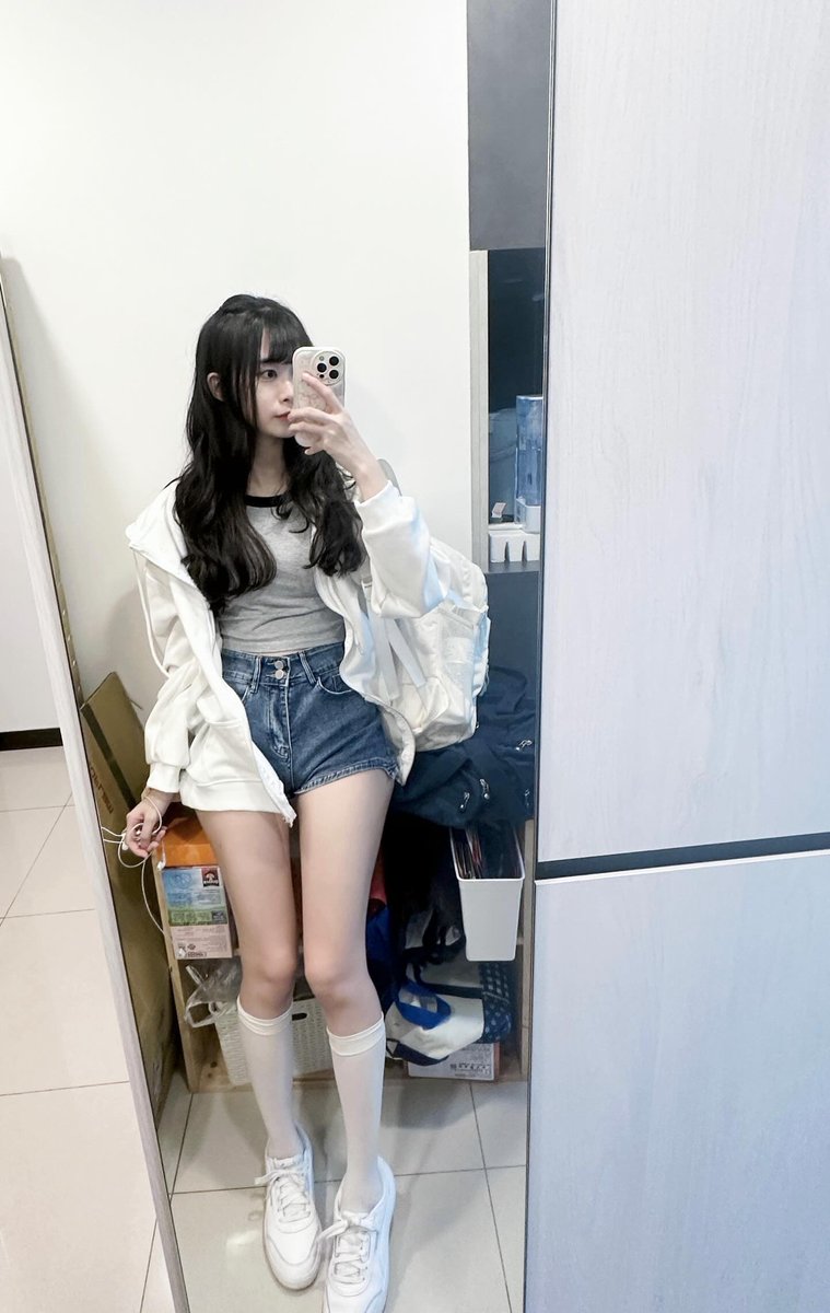 在讀護理系雪梨 tweet media